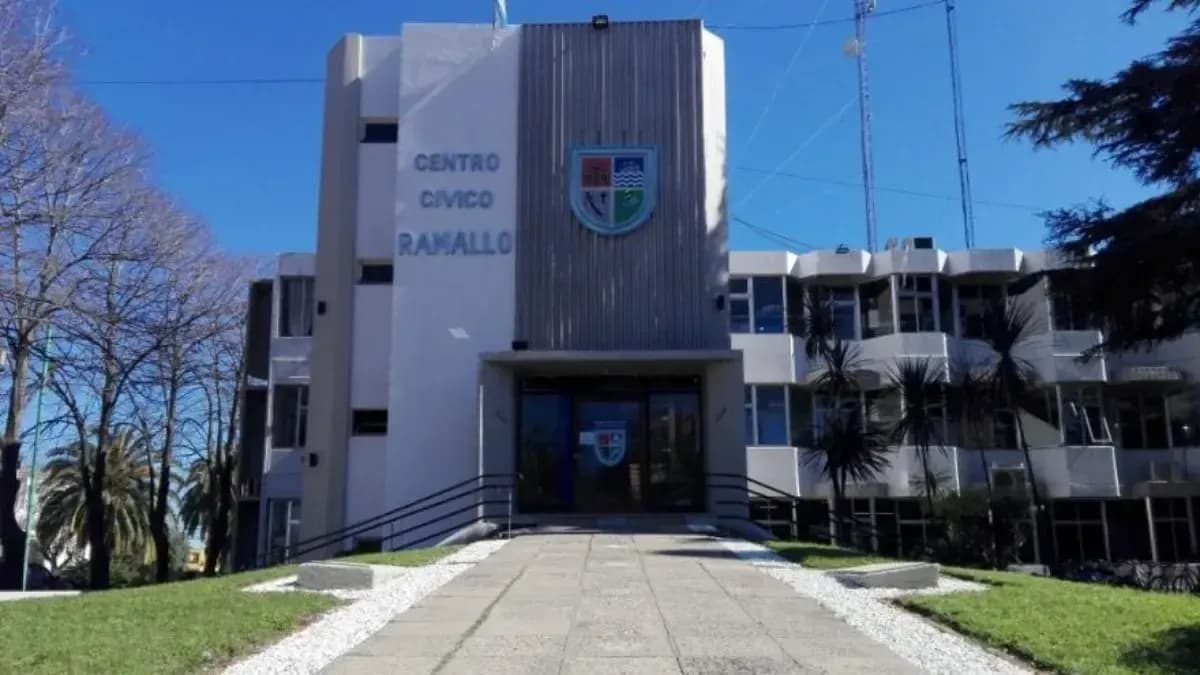 La tasa municipal al tránsito pesado generó un nuevo cruce político en Ramallo entre el oficialismo y Cecilia Giammaria