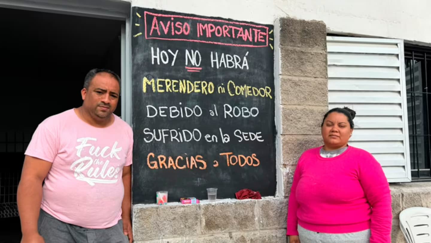 Robaron un merendero de Córdoba y debieron suspender la entrega de comida para decenas de chicos