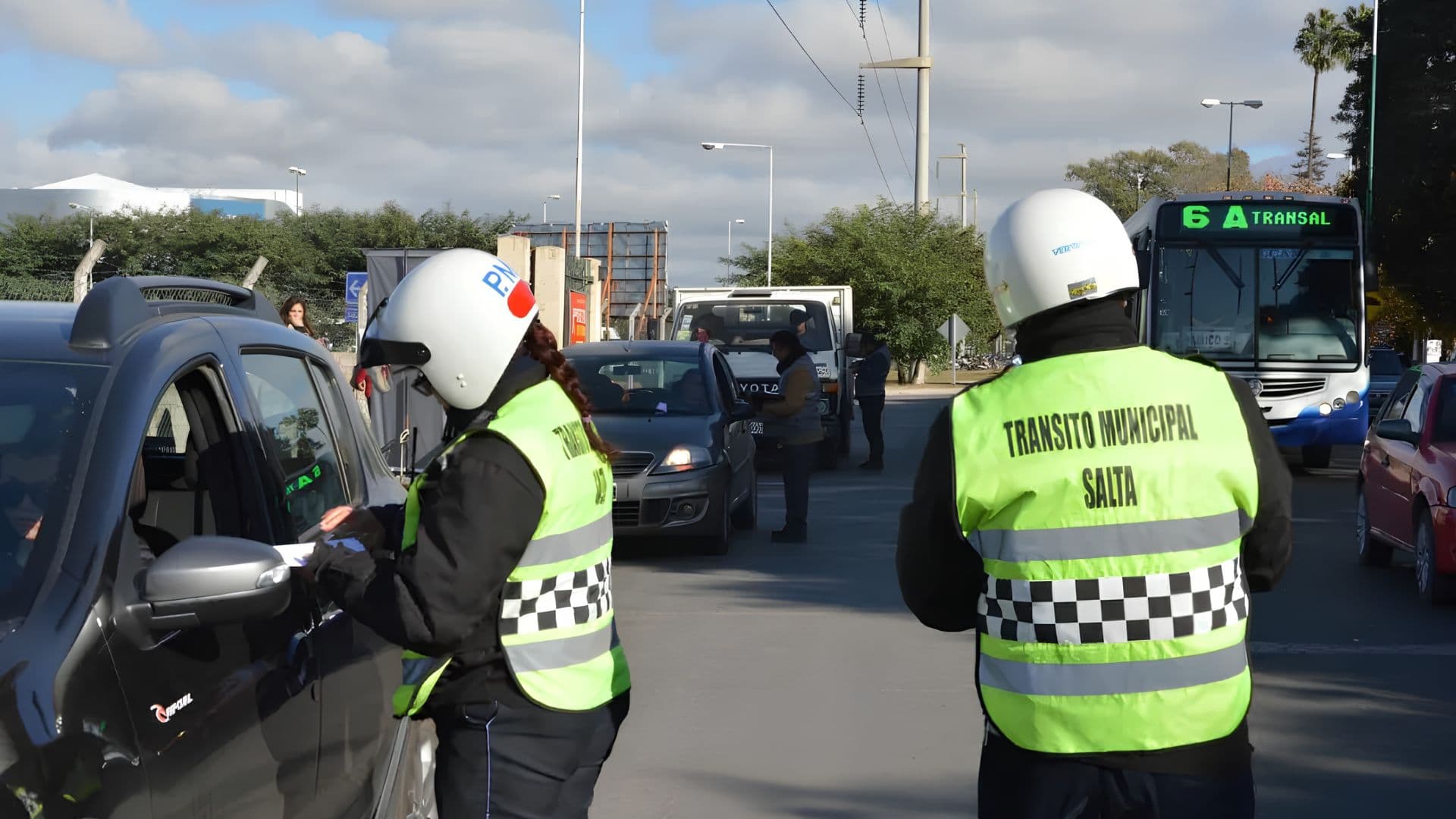 Controles de tránsito en Salta: retuvieron 207 vehículos y labraron más de 2.500 actas en septiembre