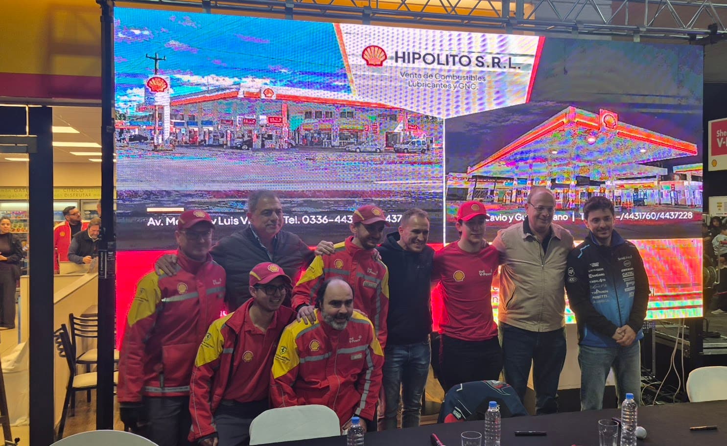 El Turismo Carretera anticipó su llegada a San Nicolás con un encuentro entre pilotos y fanáticos