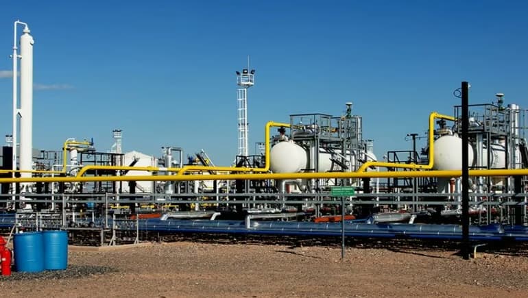 Figueroa proyectó que el RIGI podría generar más de USD 2.400 millones adicionales para Neuquén hacia 2030