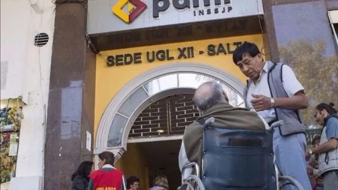 Médicos y odontólogos de cabecera del PAMI realizan un paro de 72 horas en reclamo por sus retribuciones